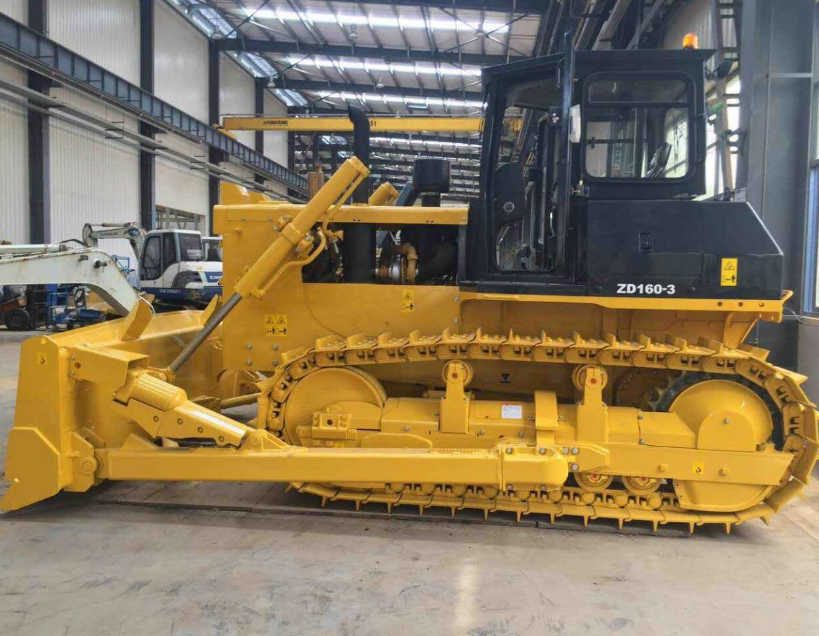 /images/sections/catalog/bulldozers/ZD160-3/ZD160-3_4.jpg