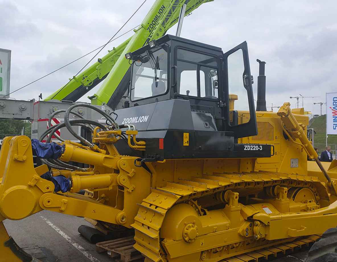 /images/sections/catalog/bulldozers/ZD220-3/ZD220-3_3.jpg