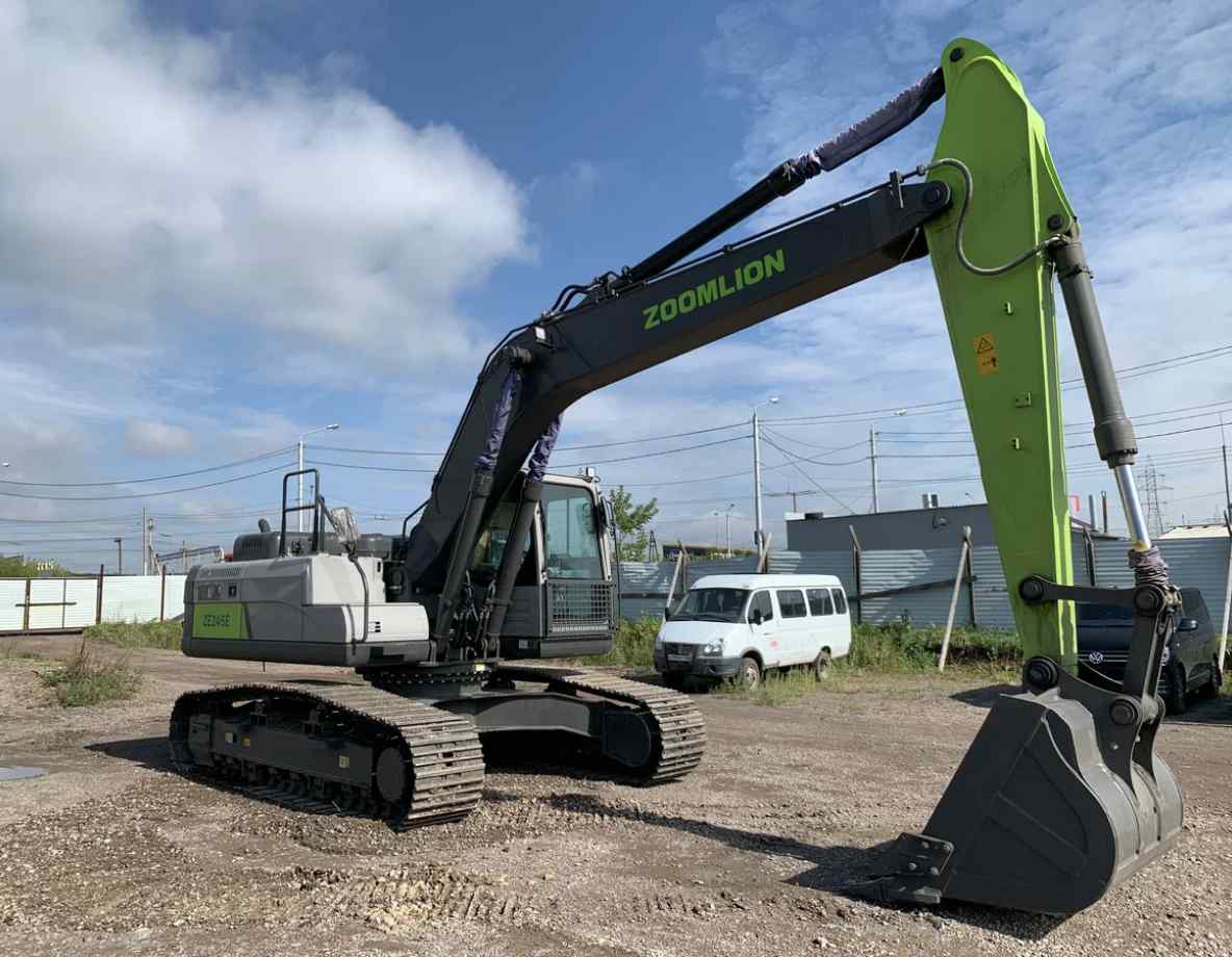 /images/sections/catalog/excavators/tracked/ZE245E/ZE245E_4.jpg