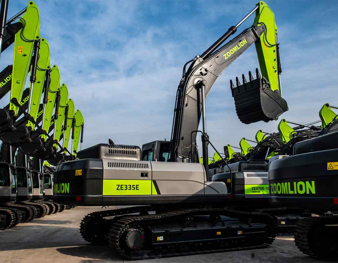 /images/sections/catalog/excavators/tracked/ZE335E/ZE335E_2.jpg